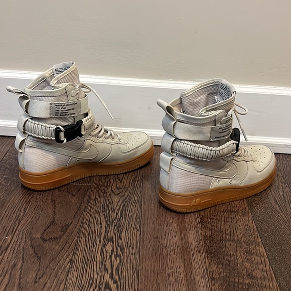 Nike AF1 - Picture 5 of 9